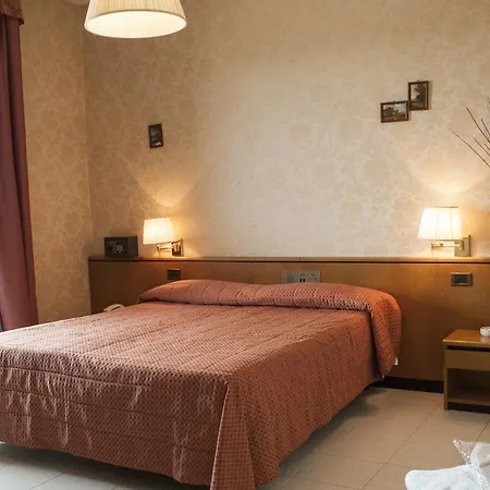 Le Gronde Hotel 4*