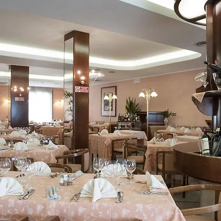 Hotel Le Gronde 4*