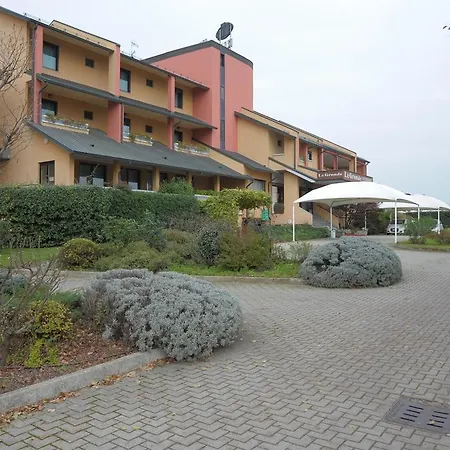 Le Gronde Hotel 4*