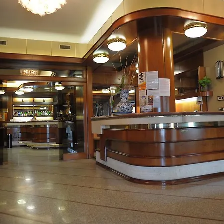 Le Gronde Hotel 4*