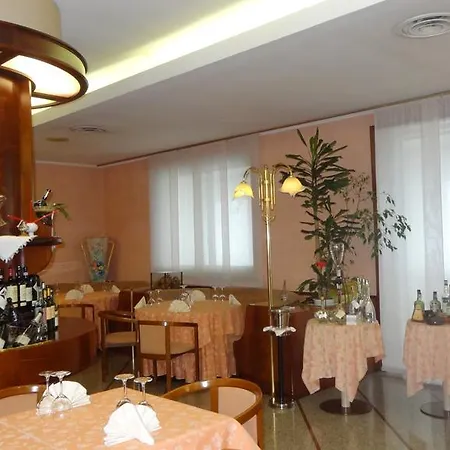 Hotel Le Gronde 4*